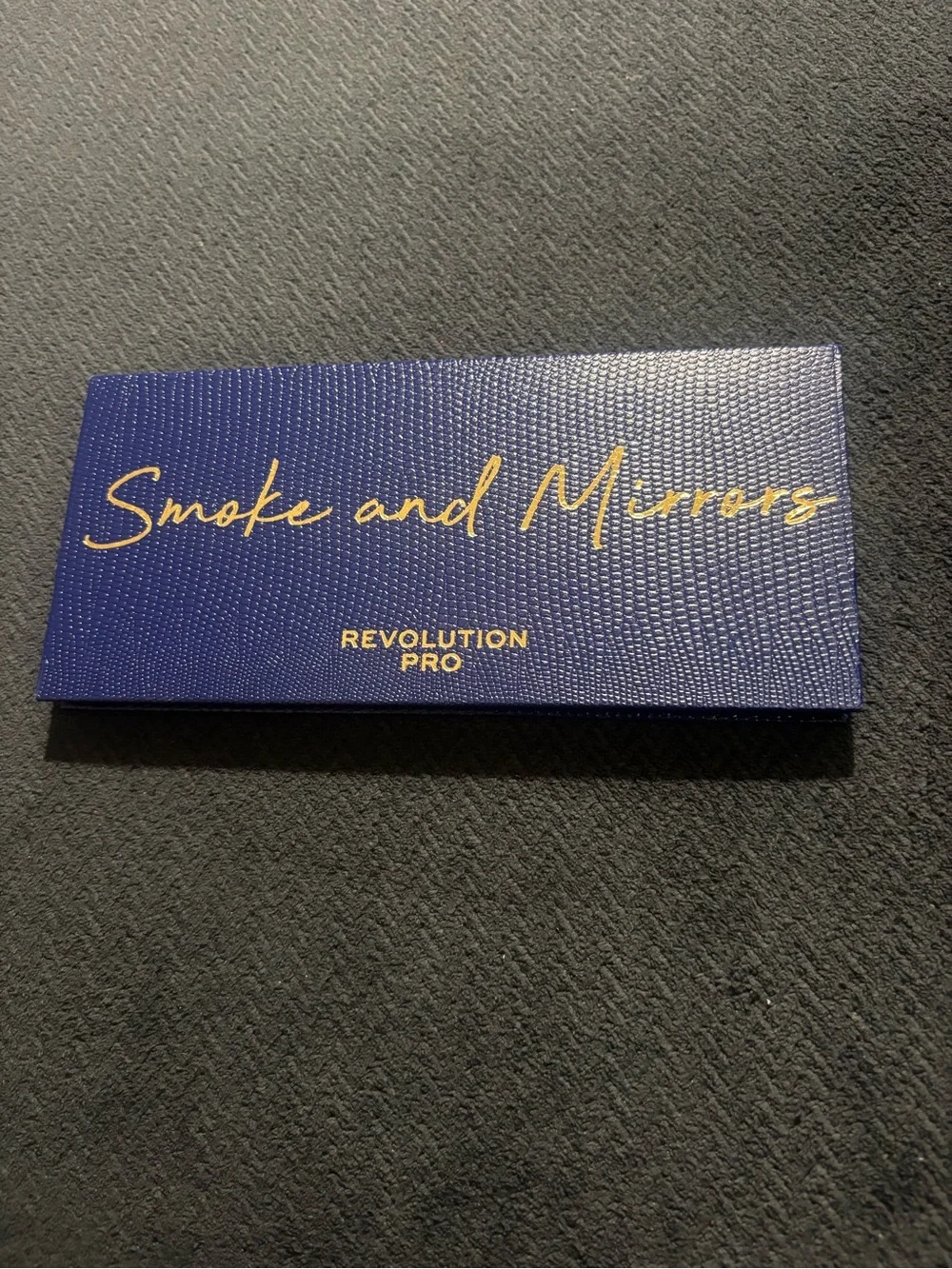 Revolution PRO Smoke & Mirrors Colour Focus Shadow Palette 10 x 0.05 oz.